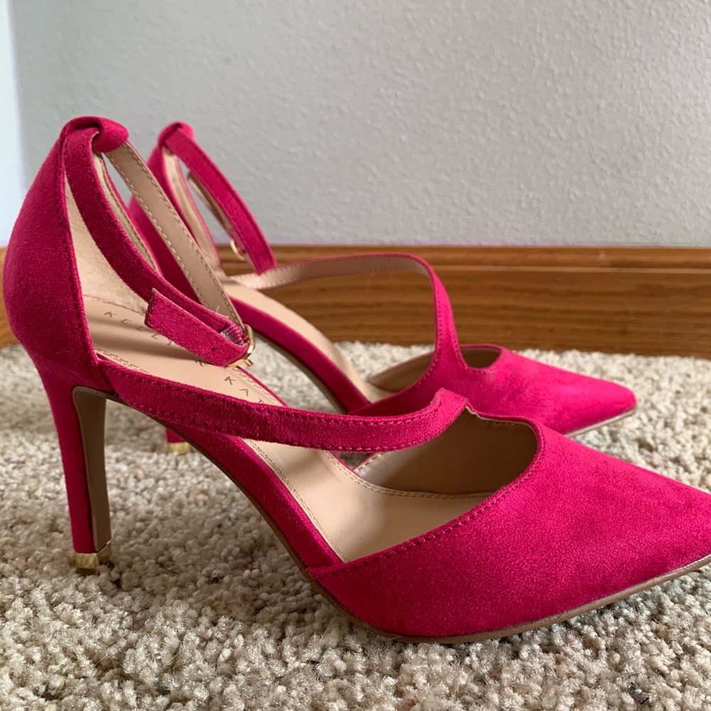 Hot pink pointed toe heels size 6